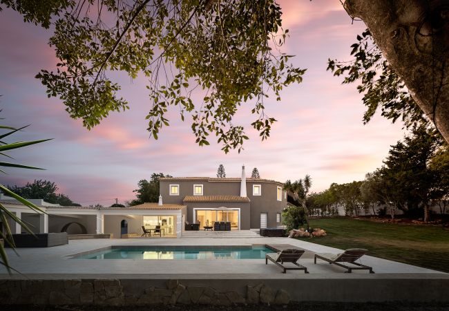 Villa/Dettached house in Almancil -  Luxury Almancil Villa with Heated Pool by Ideal Homes